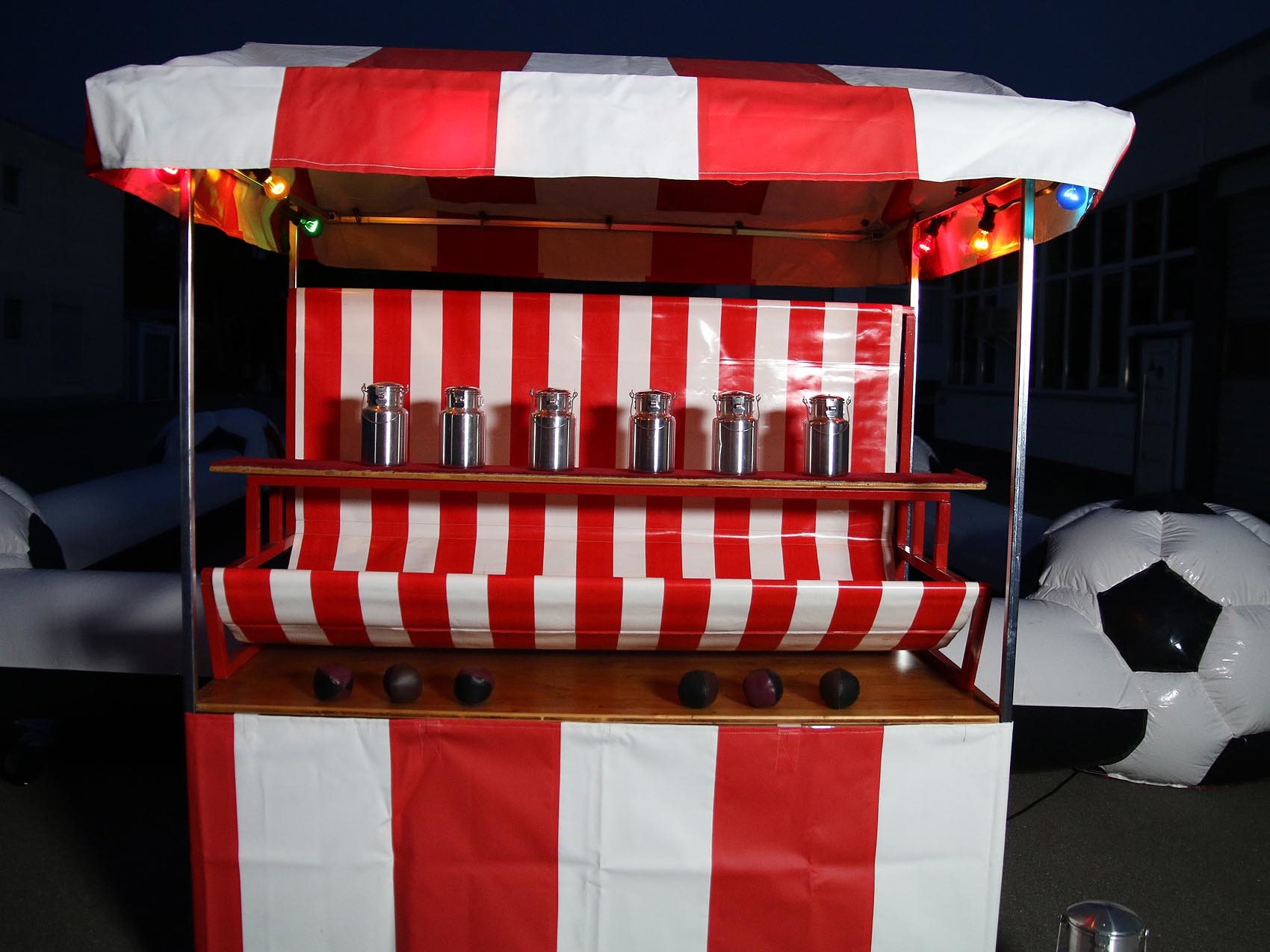 milchkannen-werfen-marktstand-www.eyeconcept.de_0008