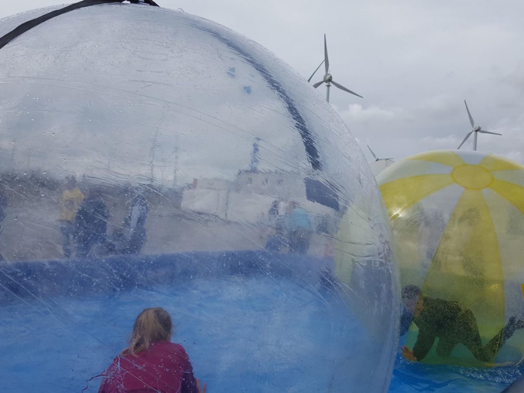 aqua-water-walking-balls-pool-www-eyeconcept-de-0013