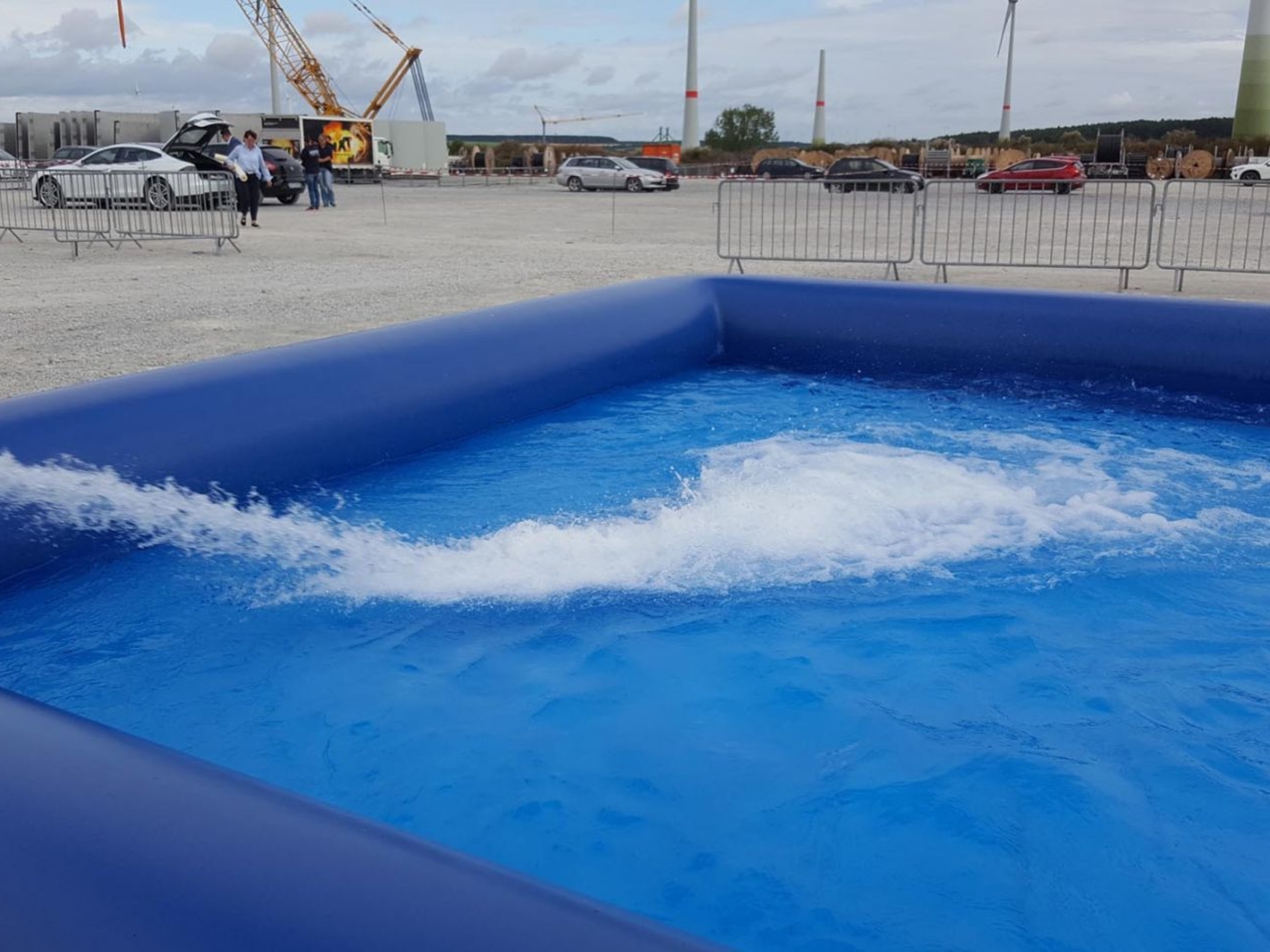 aqua-water-walking-balls-pool-www-eyeconcept-de-006