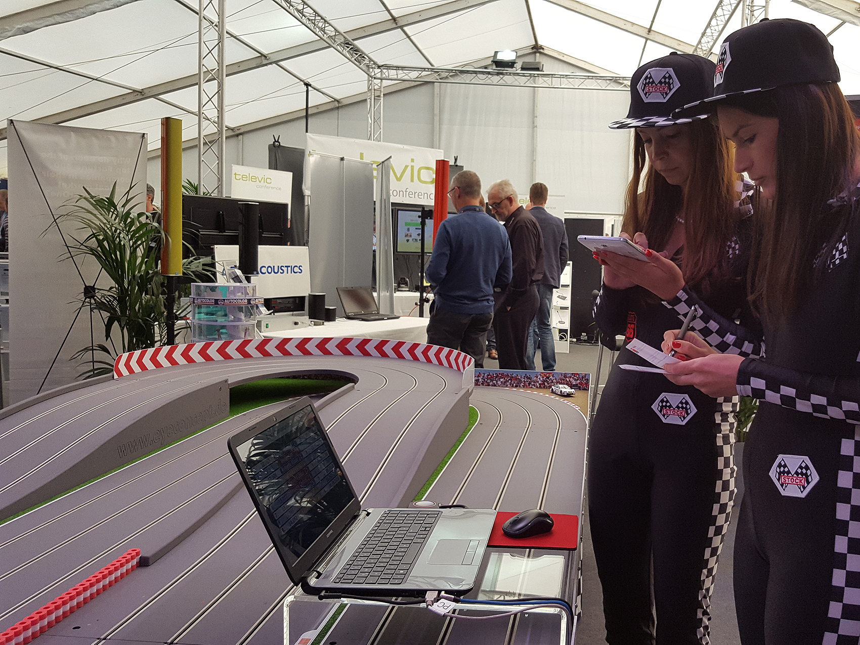 carrerabahn-slotfire-xxl_www.eyeconcept.de_2032