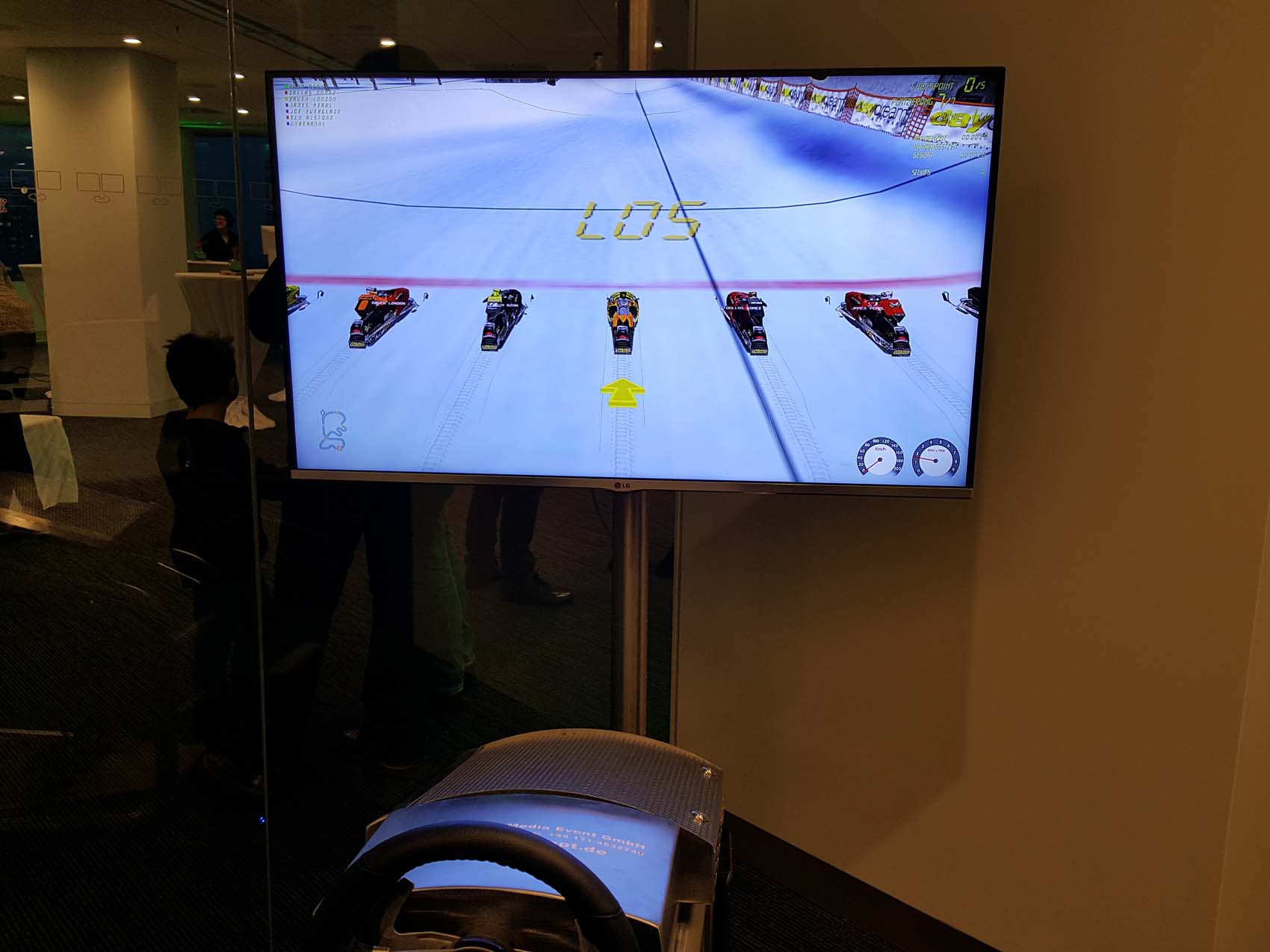 02-snowmobil-bob-simulator-eyeconcept.de