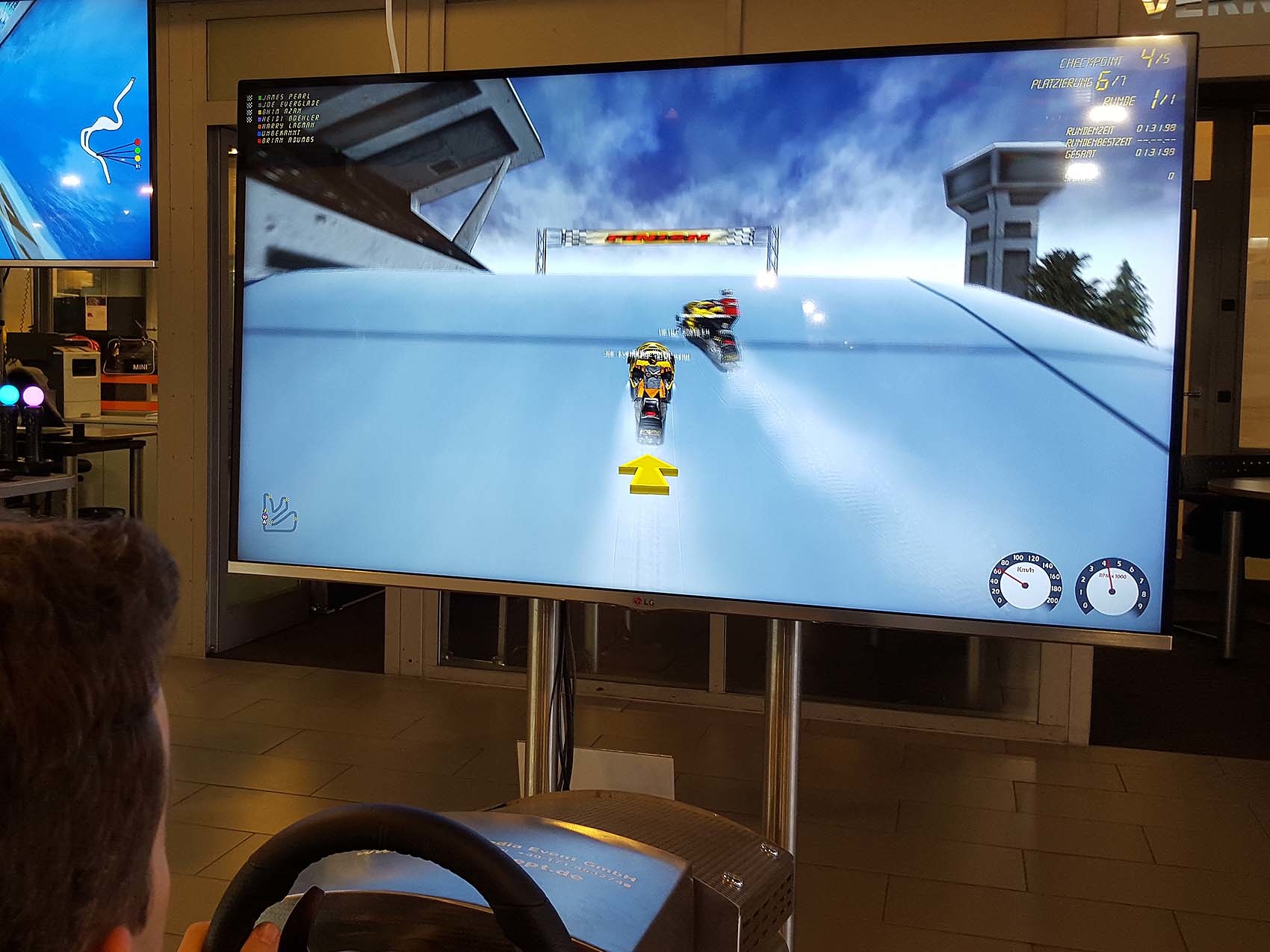 06a-snowmobil-bob-simulator-eyeconcept.de