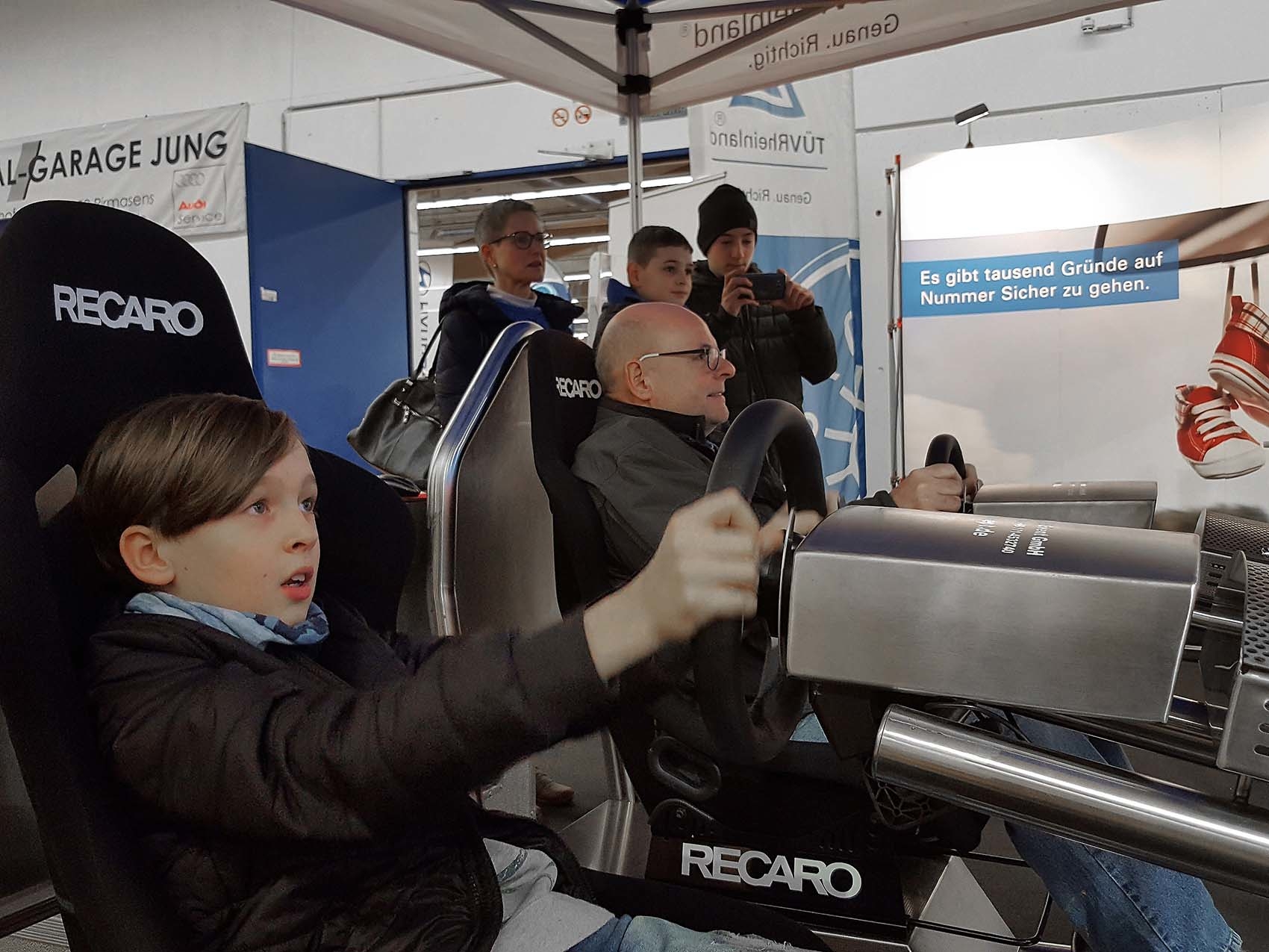 11-snowmobil-bob-simulator-eyeconcept.de