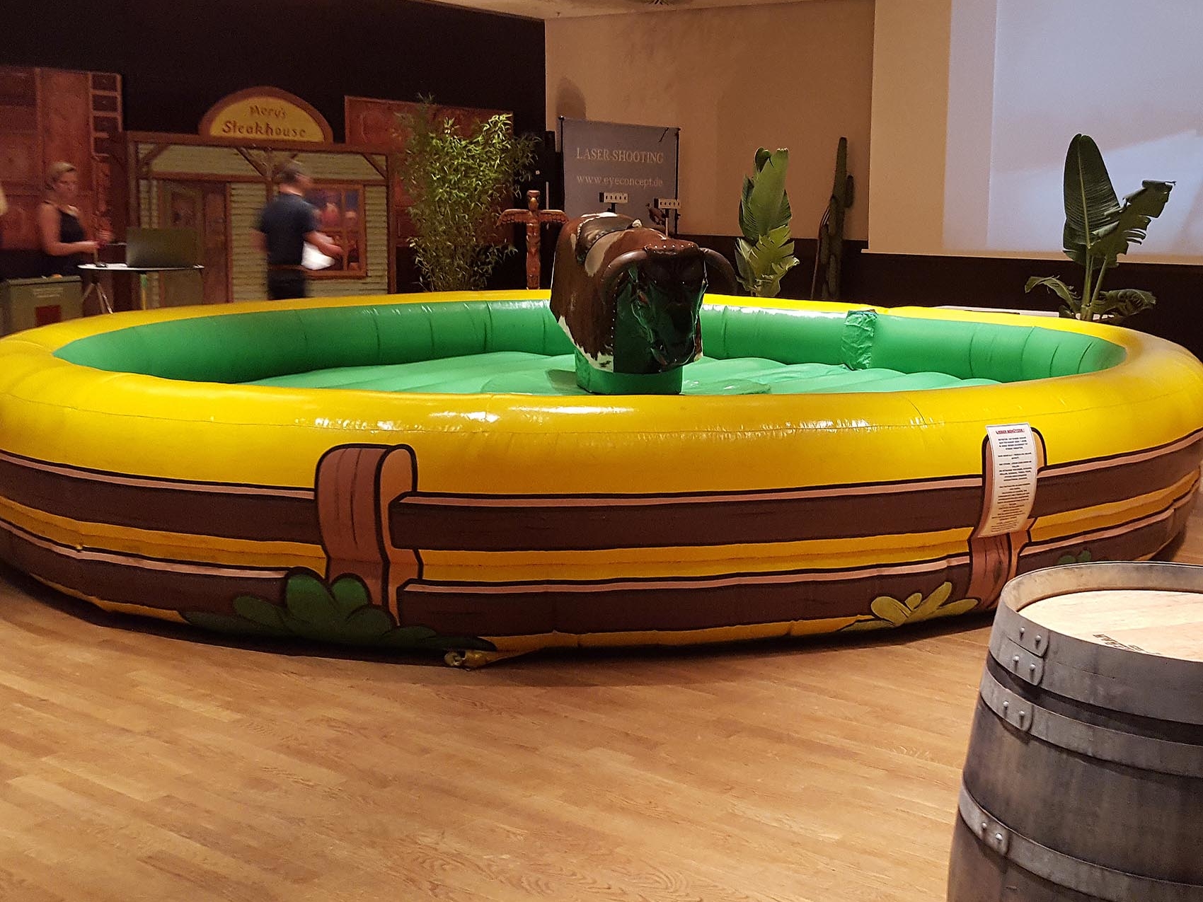 03_bullriding-wild-west-kulissen_www.eyeconcept.de_1707