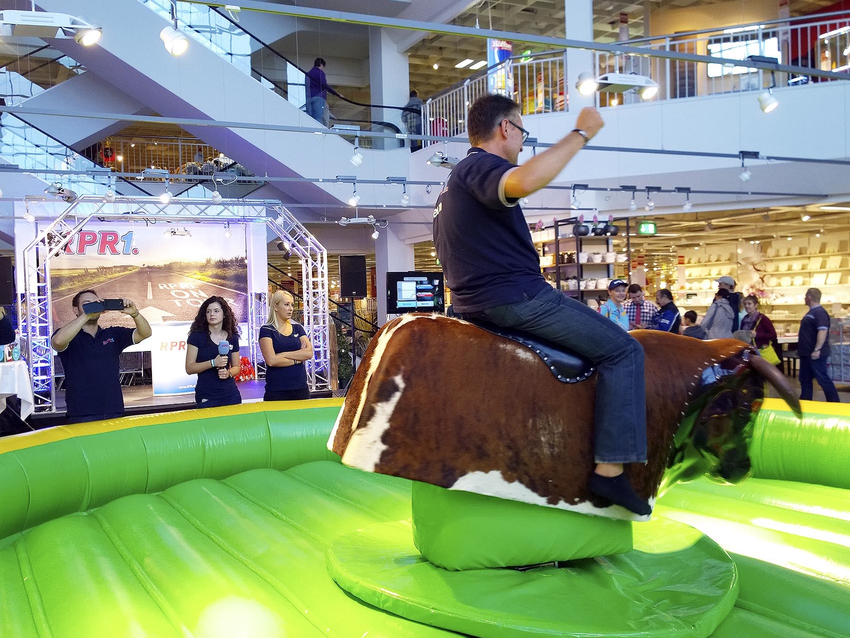 04-bullriding-rodeo_6m_www.eyeconcept.de_000122