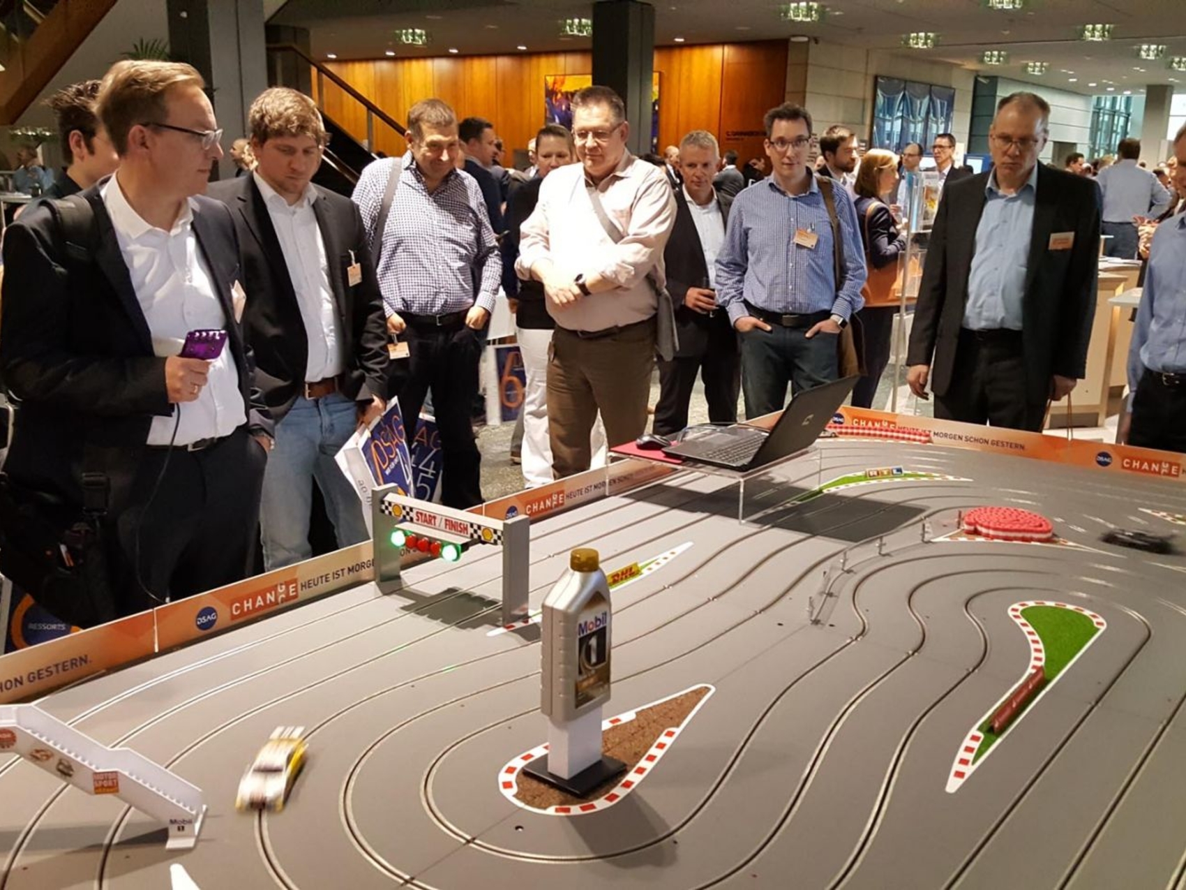 slotfire-carrerabahn-340-x-190-www-eyeconcept-de-062