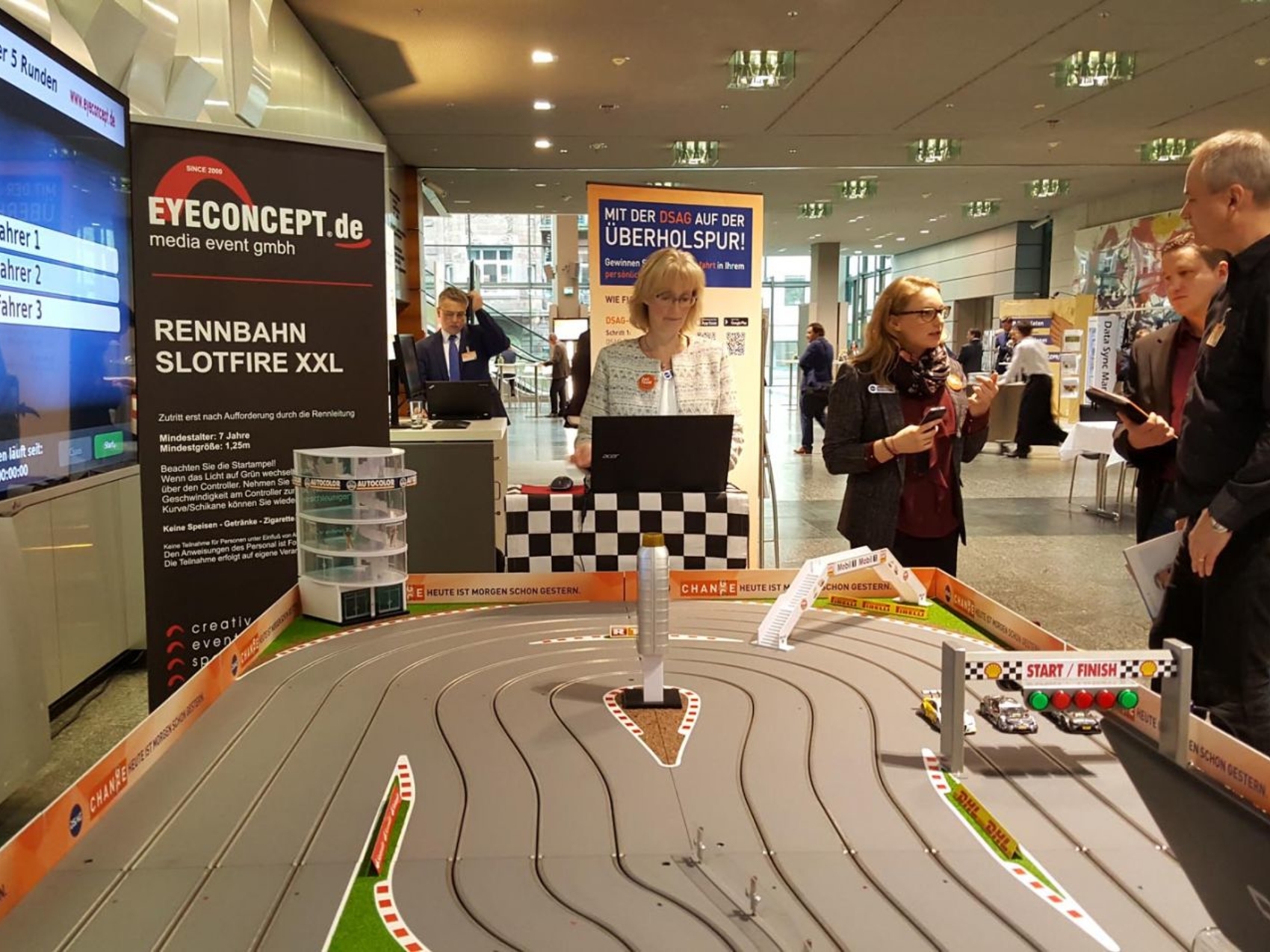 slotfire-carrerabahn-340-x-190-www-eyeconcept-de-071