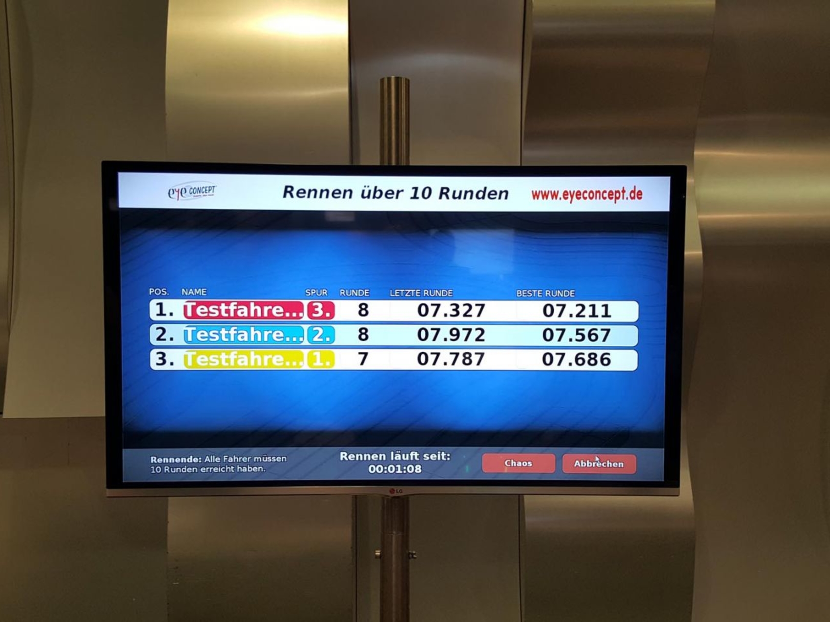 slotfire-carrerabahn-340-x-190-www-eyeconcept-de-095