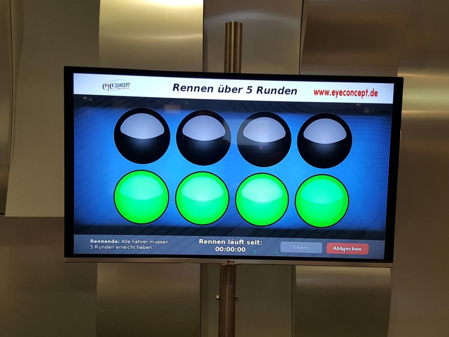 slotfire-carrerabahn-340-x-190-www-eyeconcept-de-11