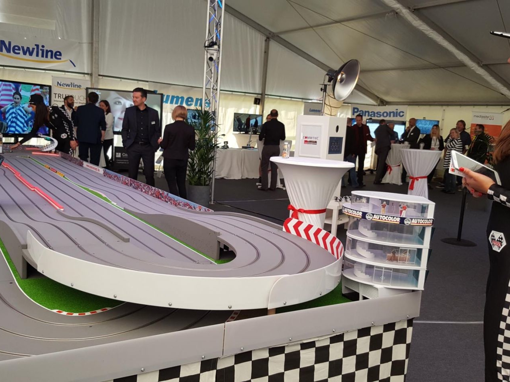 carrerabahn-slotfire-xxl-www-eyeconcept-de-2030