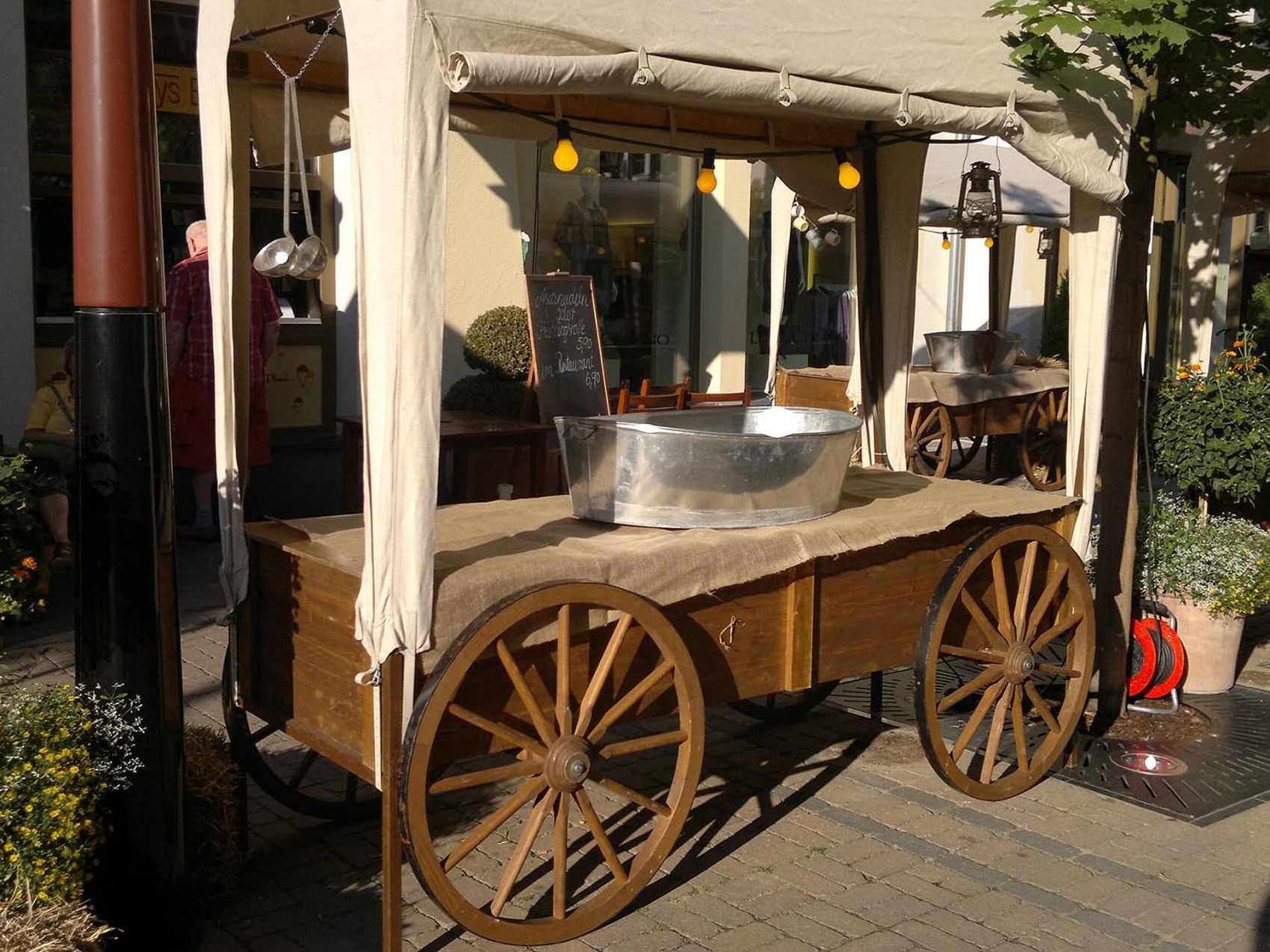 planwagen-buffetstand-www-eyeconcept-de-0012