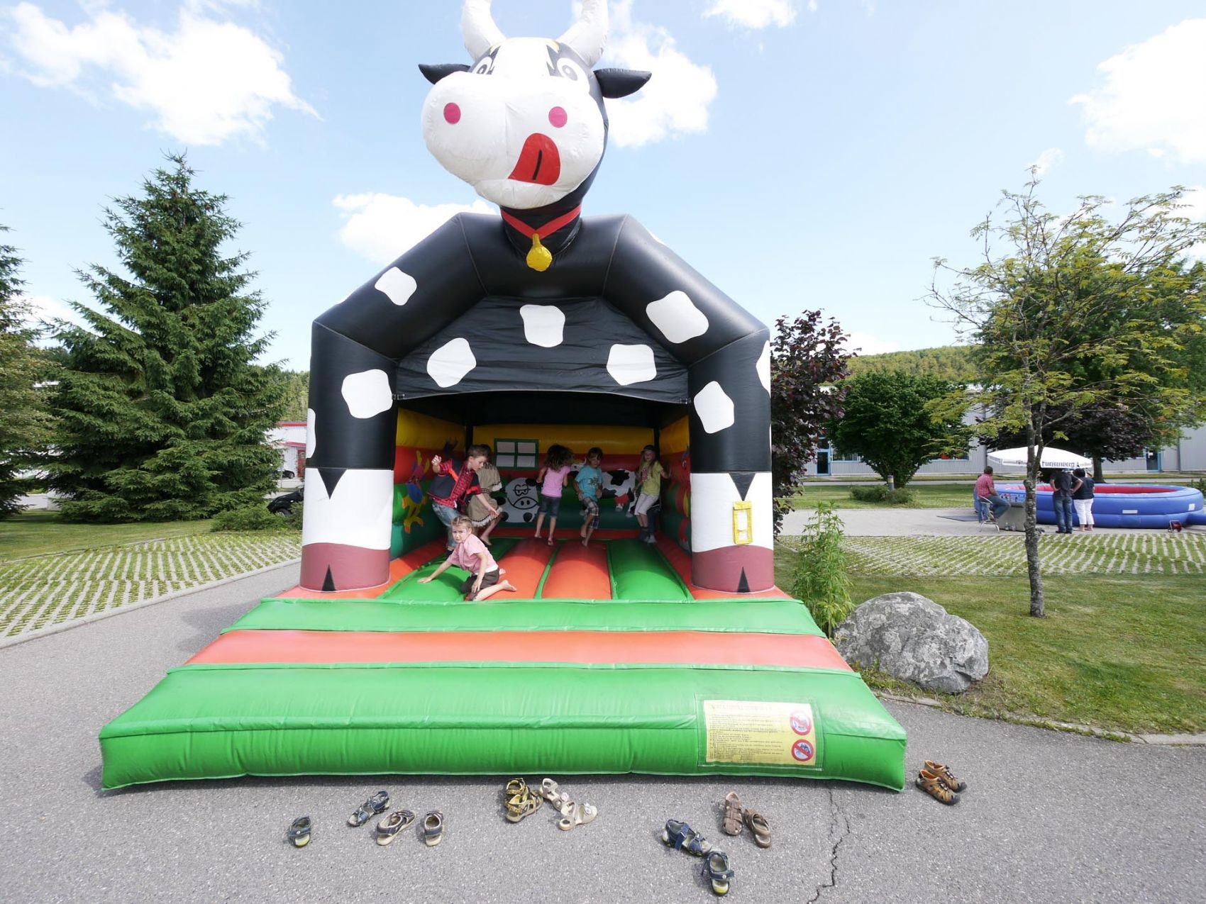 country-huepfburg-kuh-www-eyeconcept-de-002