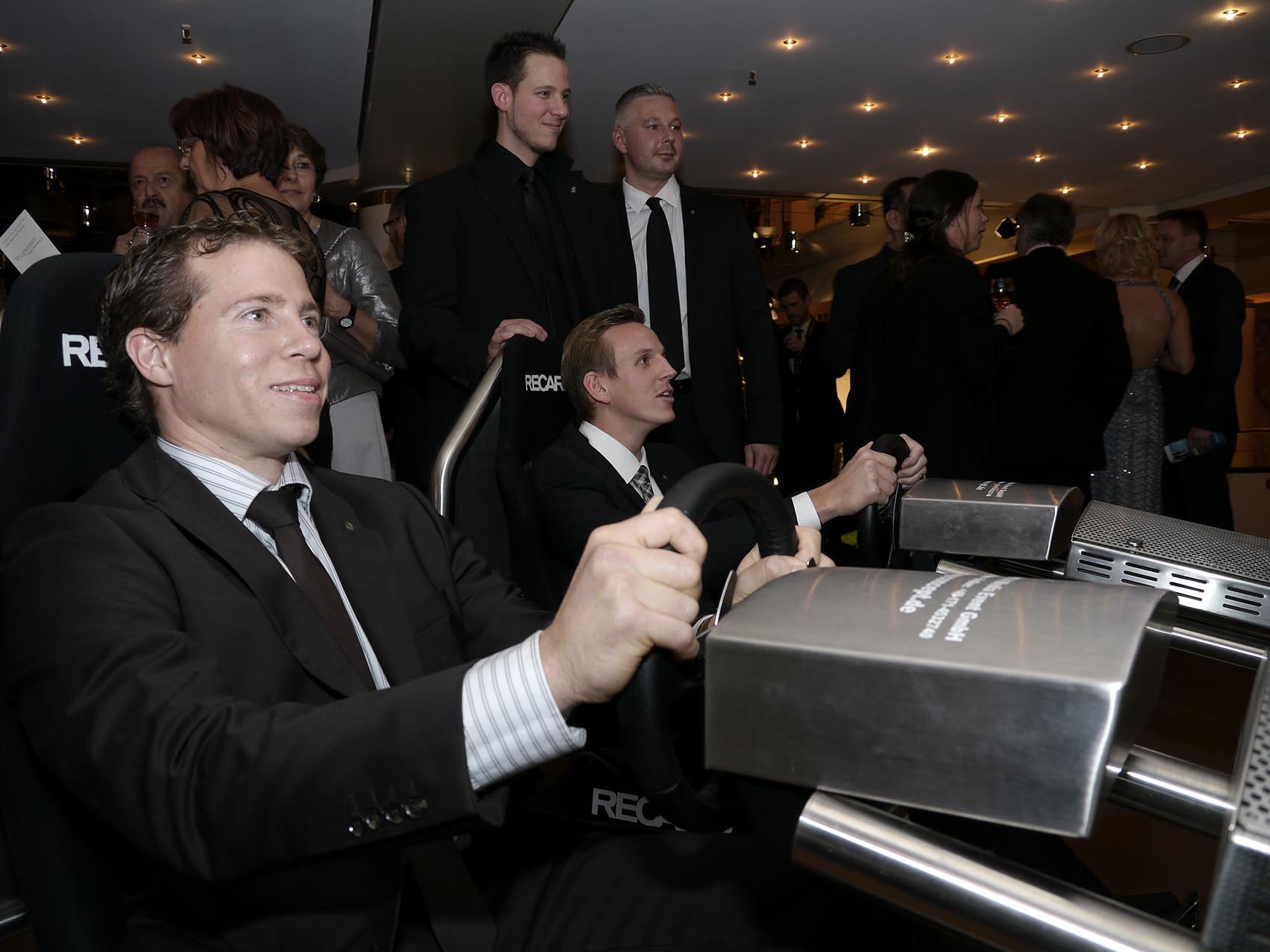 dtm-driveseatsimulator-sportpresseball_00119