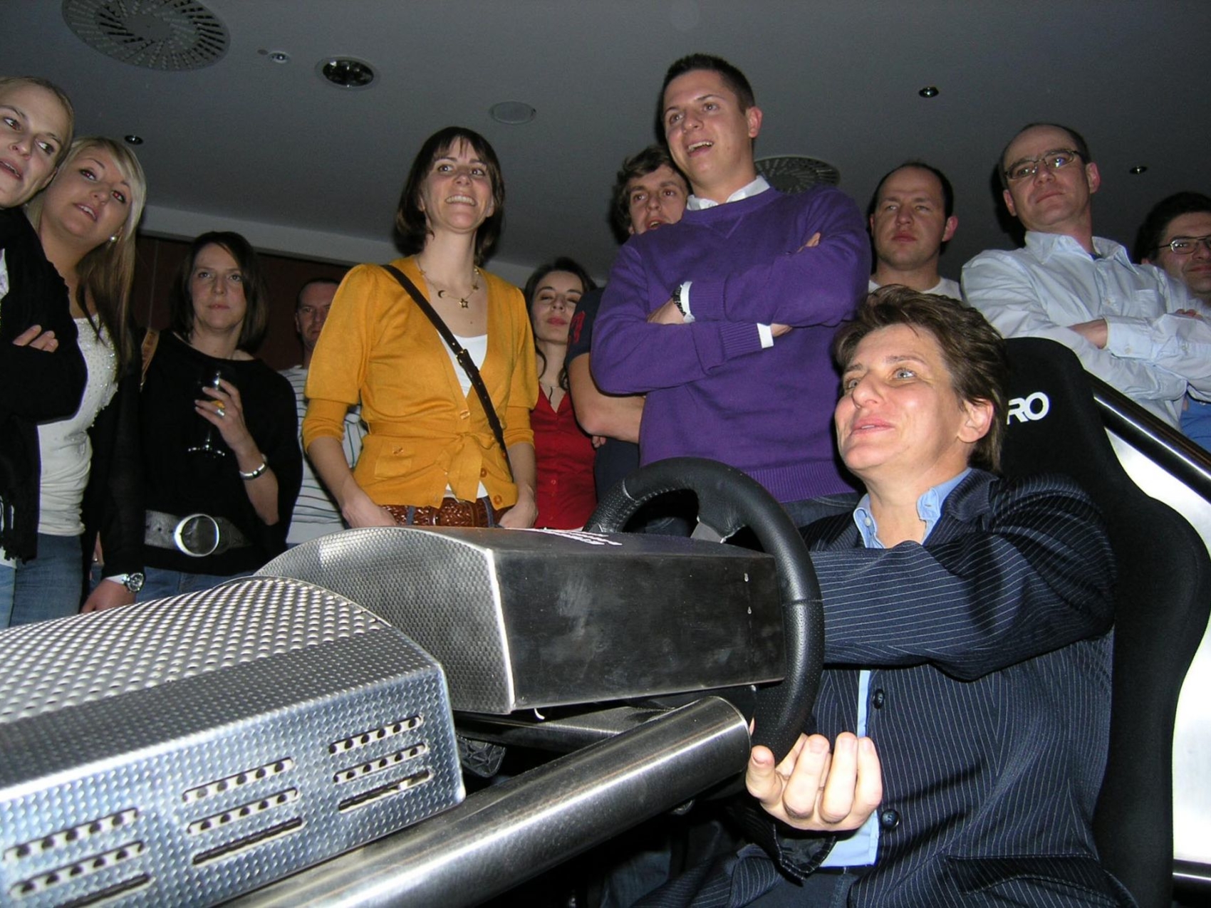 driveseat-rennsimulator-dtm-rallye-ellen-lohr-004