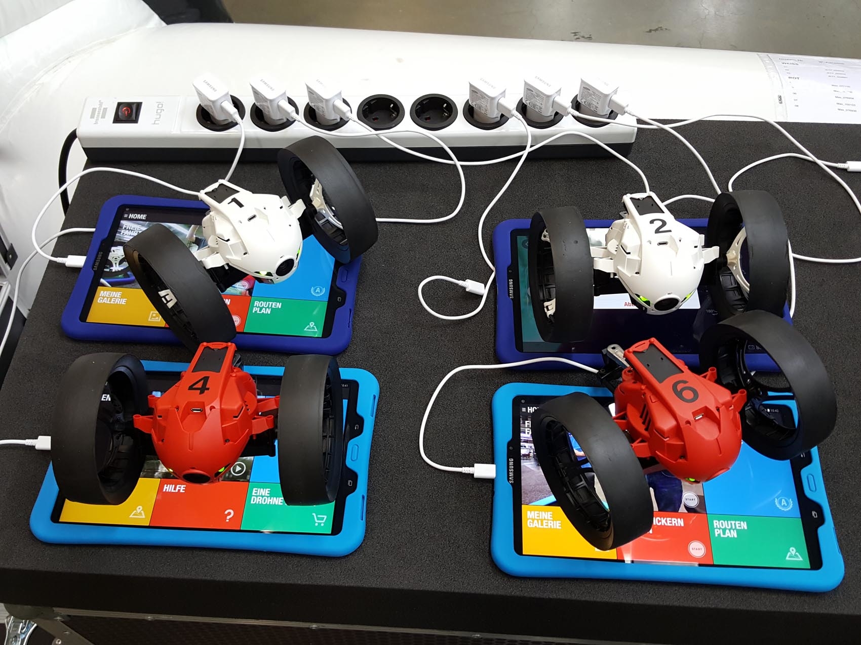 drone-soccer-billard_www.eyeconcept.de_003c