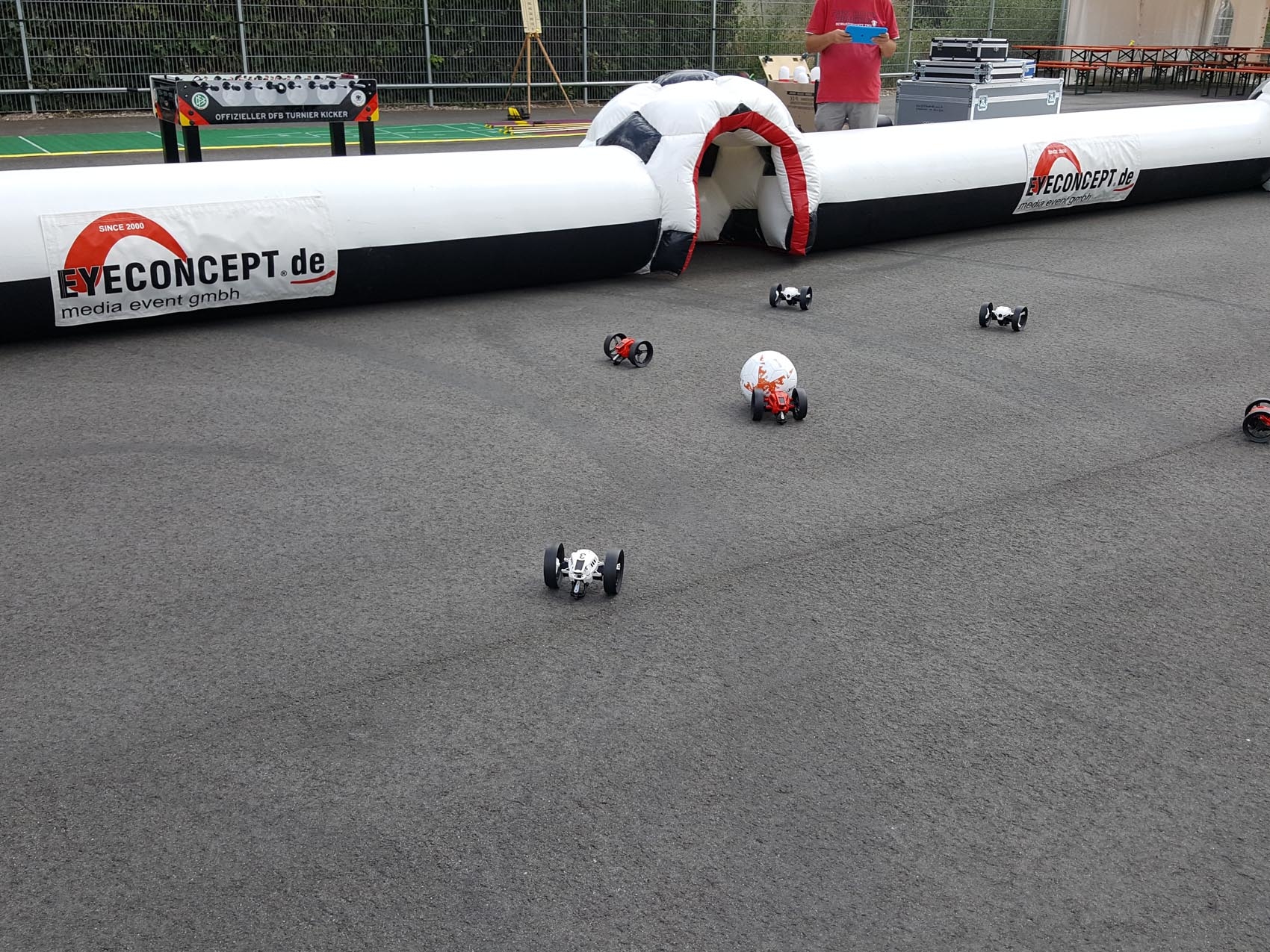 drone-soccer-billard_www.eyeconcept.de_006