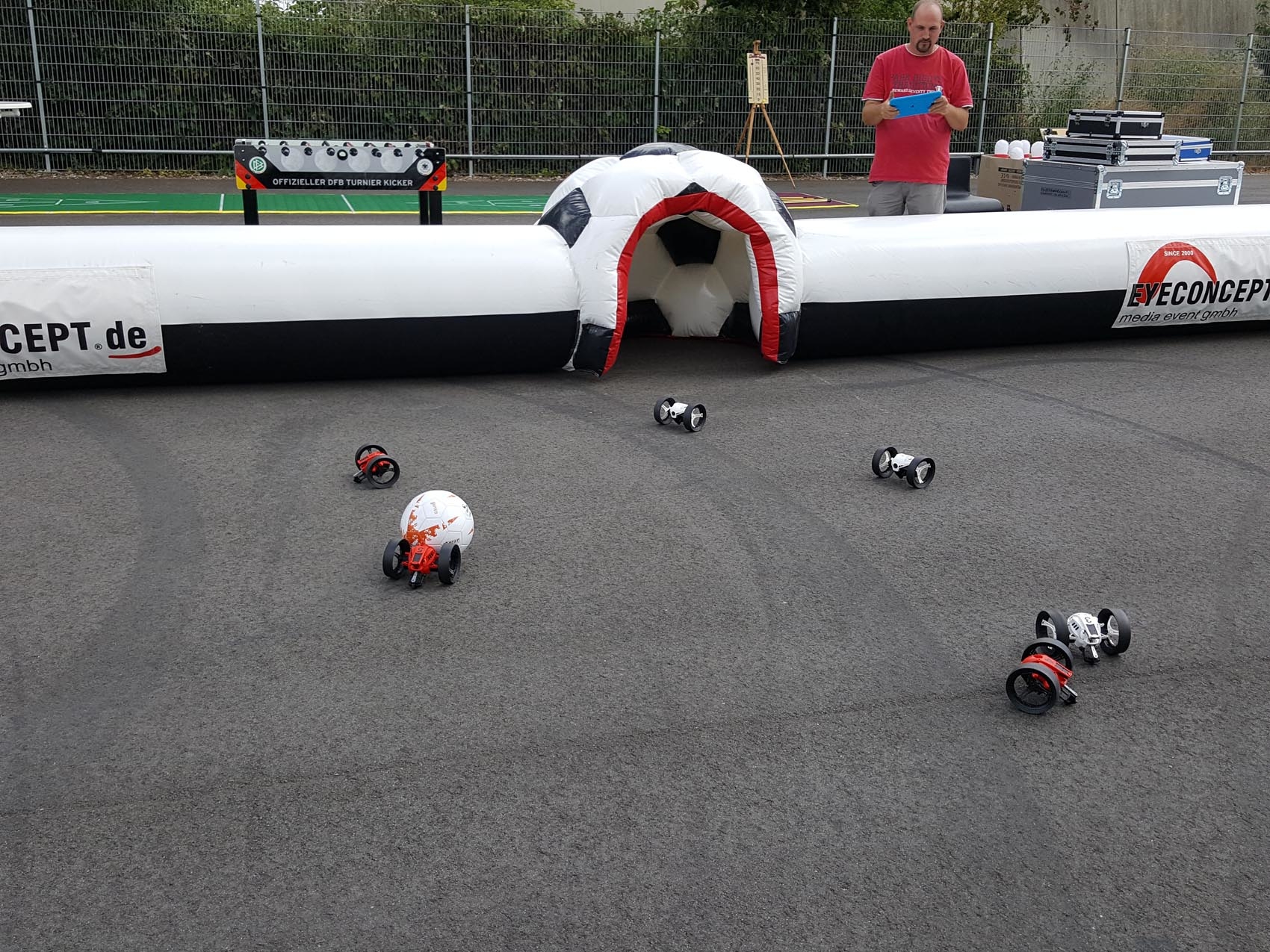 drone-soccer-billard_www.eyeconcept.de_007