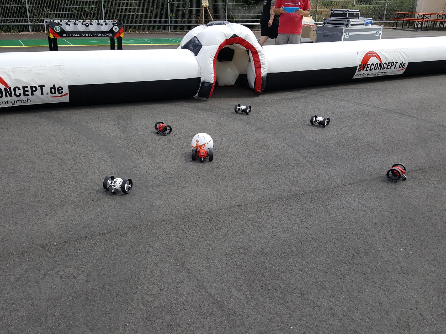 drone-soccer-billard_www.eyeconcept.de_013