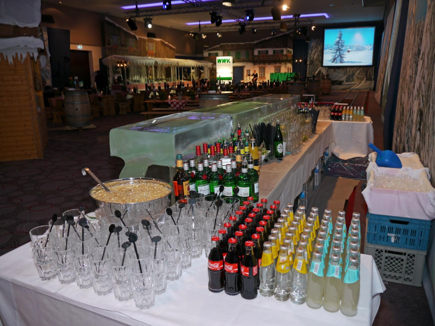 eisbar-cocktailbar-klareistheke-005