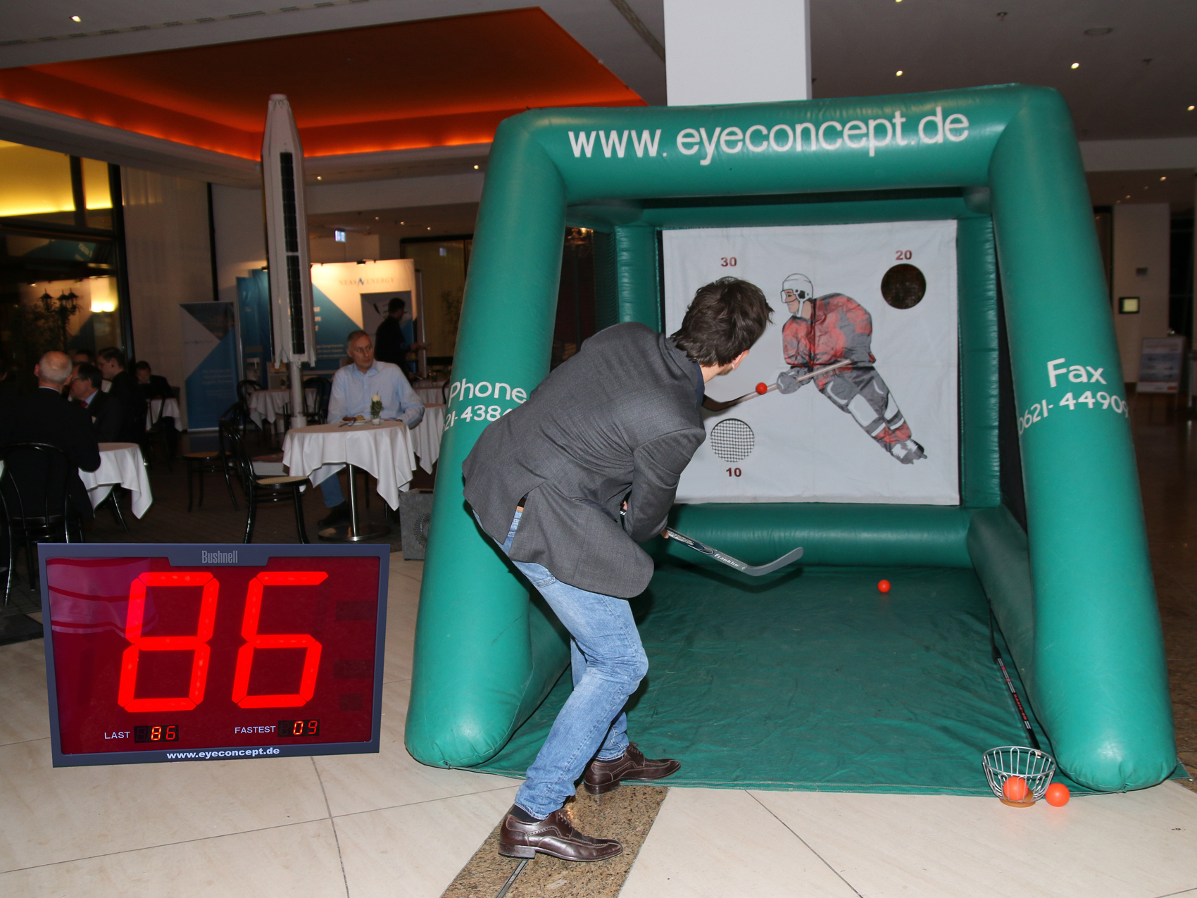 01-eishockey-speed-radar_2016_01