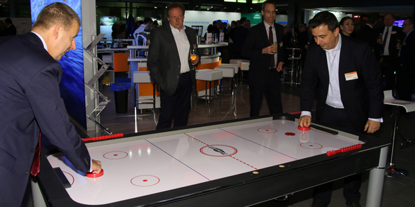 Eishockey Speed Radar + Airhockey (Winter Challenge Package) mieten