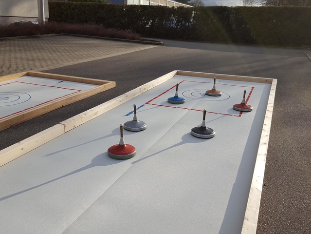 Eisstockbahn mieten mit Holzbande (neues Bandenstecksystem) 10 x 2m