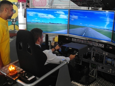 Flugsimulator Motion Seat (Boeing 737) mieten