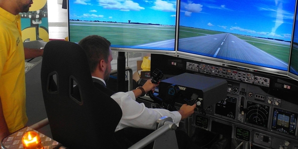 Flugsimulator Motion Seat (Boeing 737) mieten