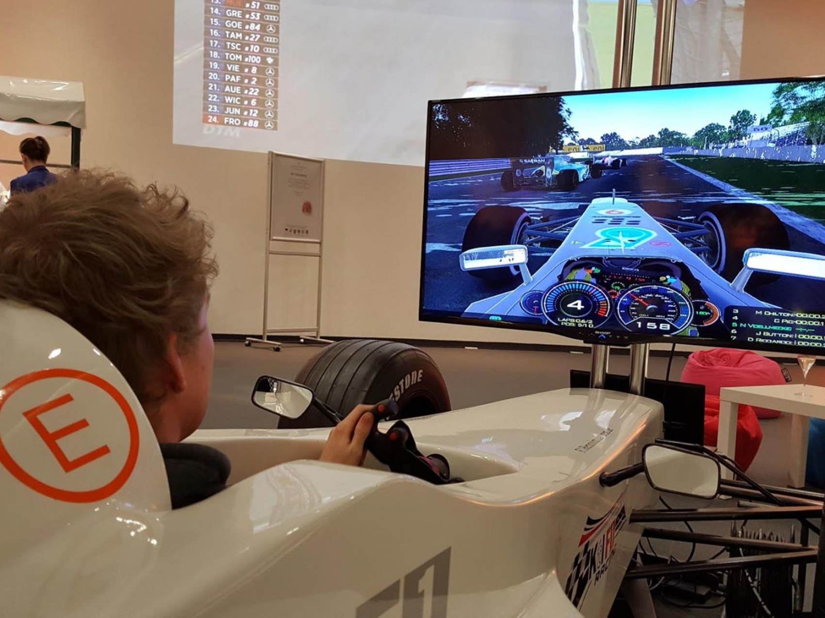 formel-1-challenge-simulator-www-eyeconcept-de-038