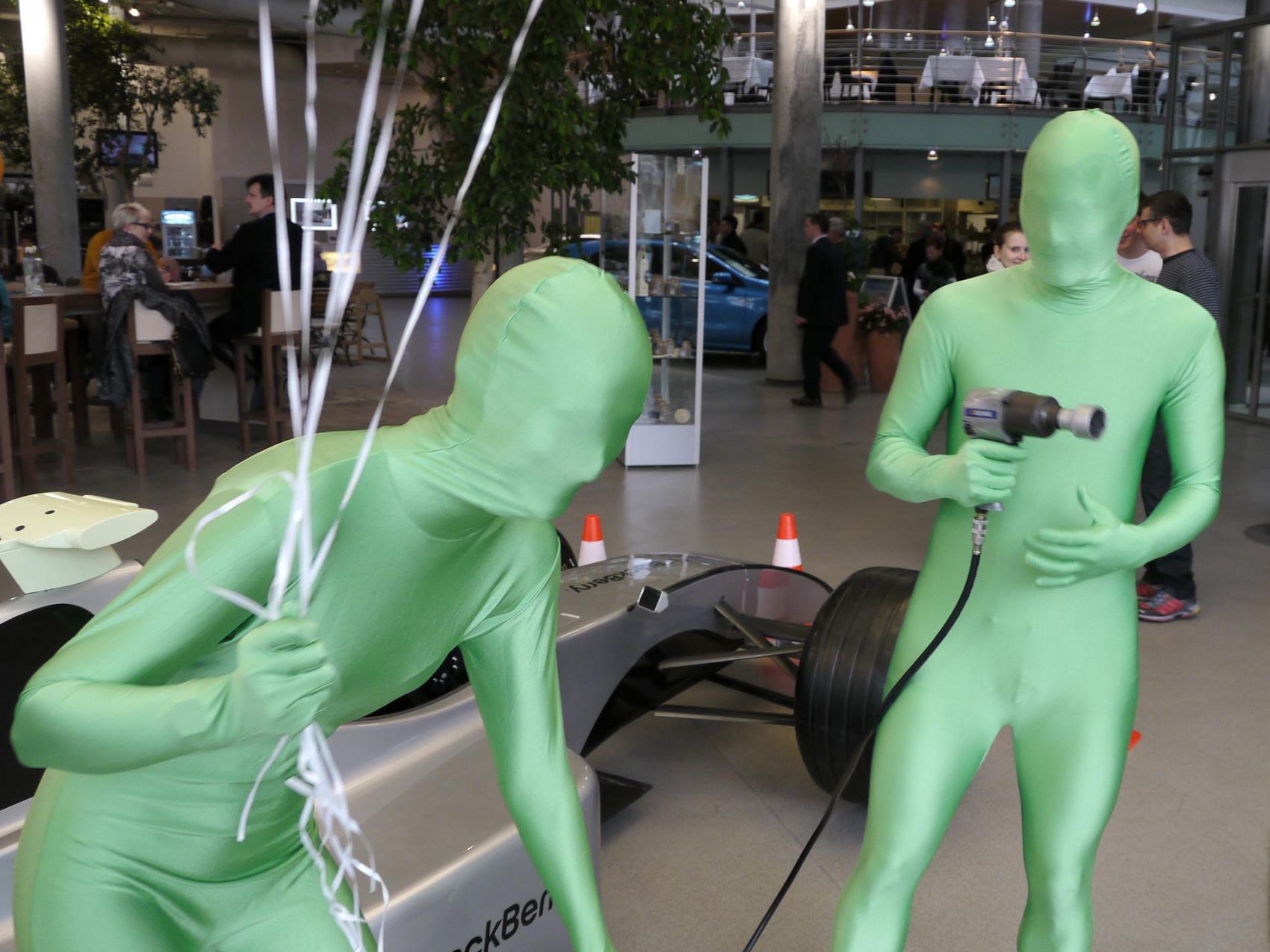 boxenstopp-morphsuits-20010