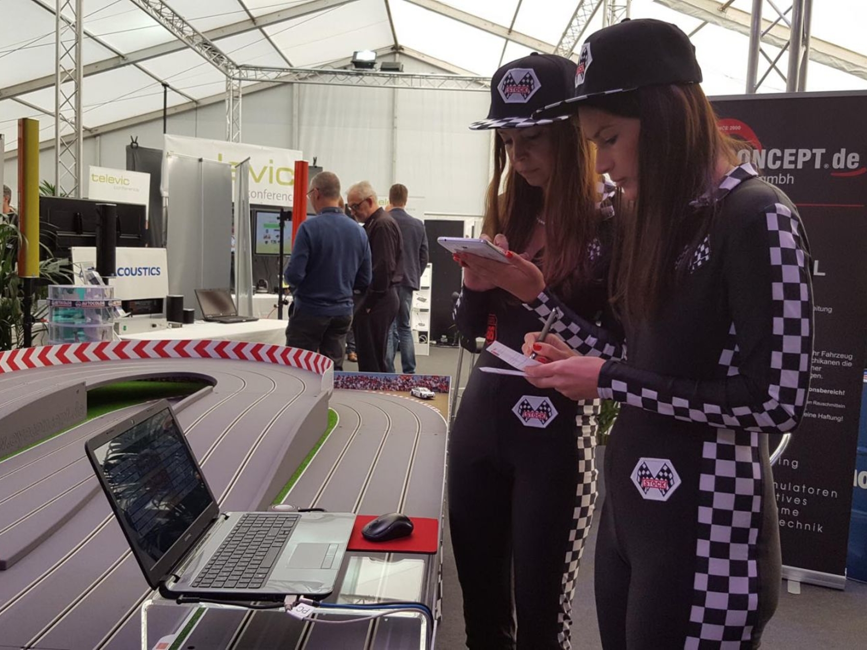 carrerabahn-slotfire-xxl-www-eyeconcept-de-2032