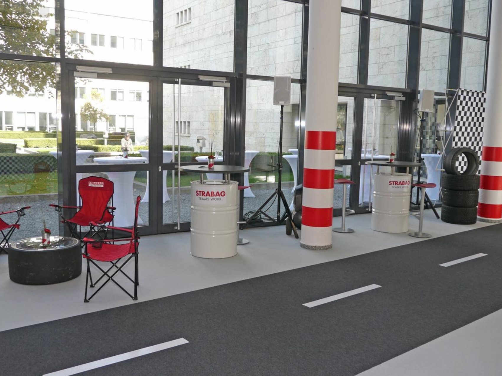 motorsport-deko-boxengasse-www-eyeconcept-de-141011