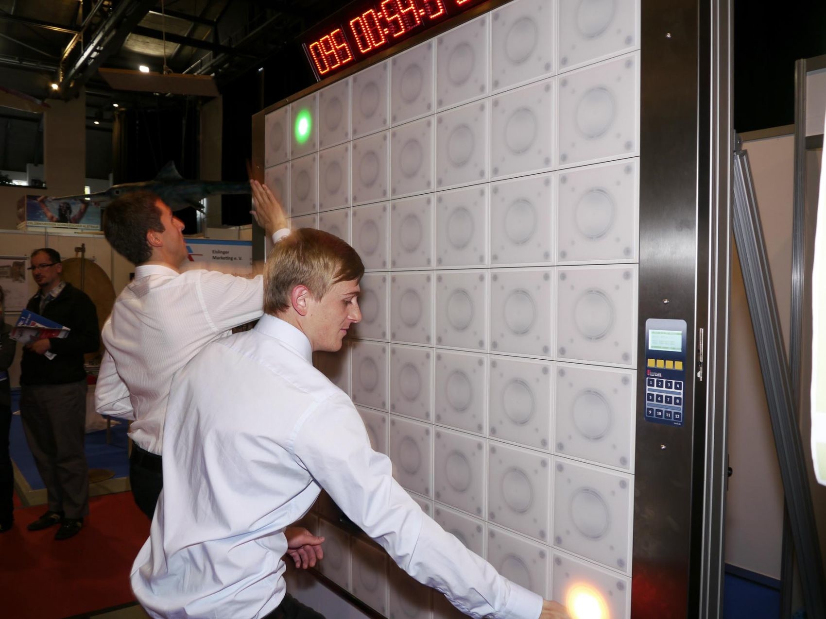 twall64-www-eyeconcept-de-23426