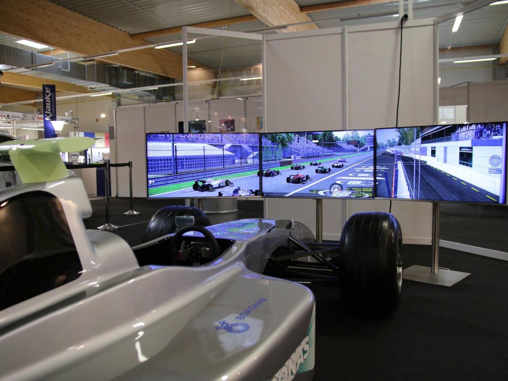 formel-1-simulator-panoramascreen-004