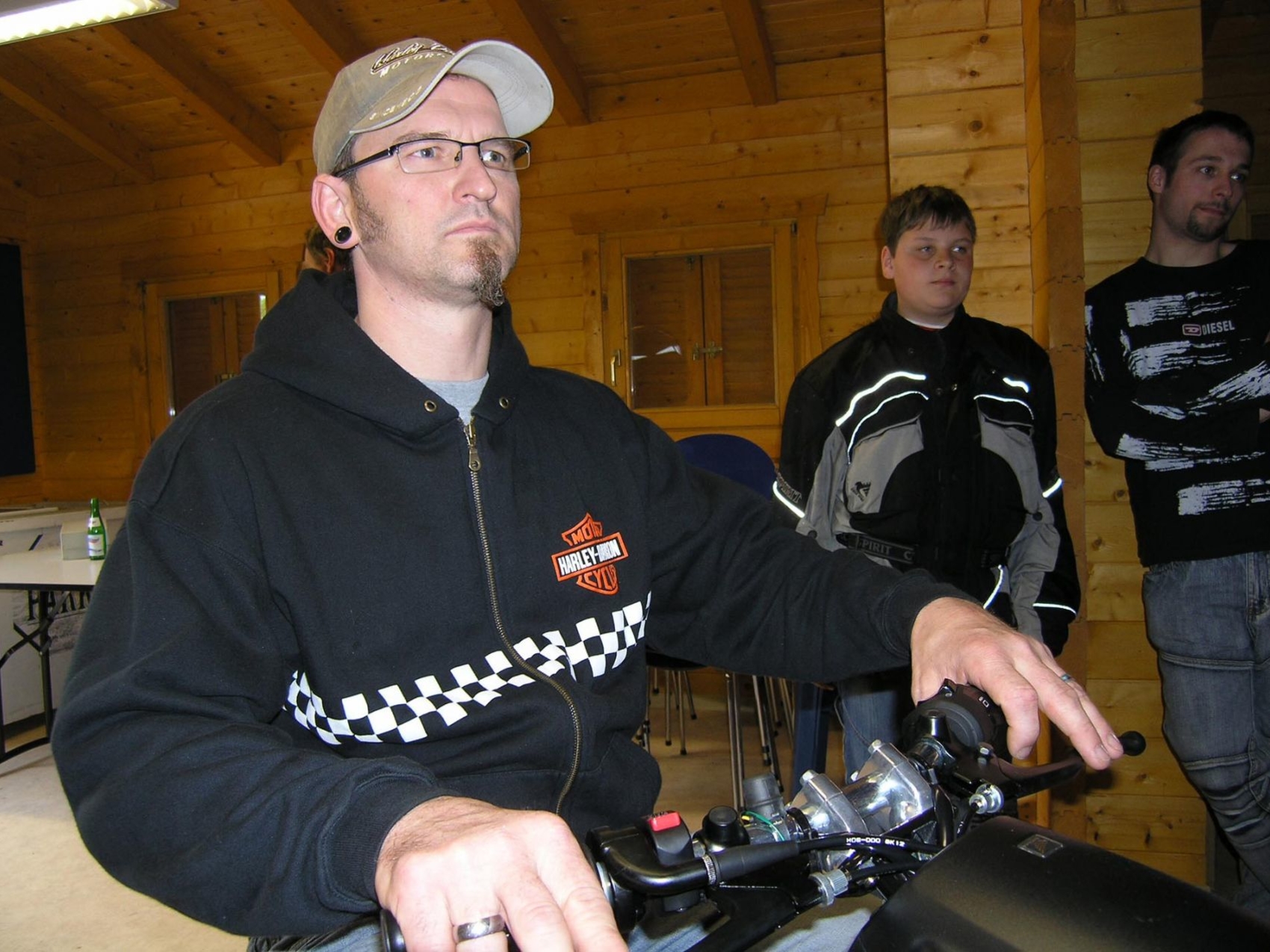 motorradsimulator-beim-adac-0219