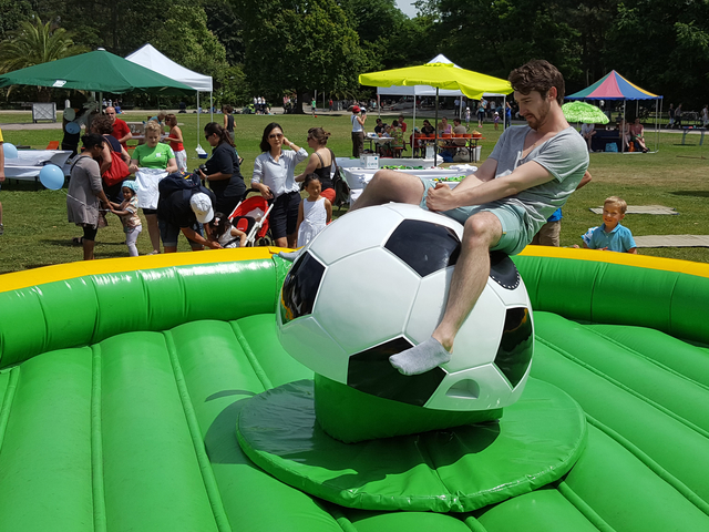 FUßBALL RODEO (Profiride, TÜV-geprüft) Ø ca. 6,00m mieten