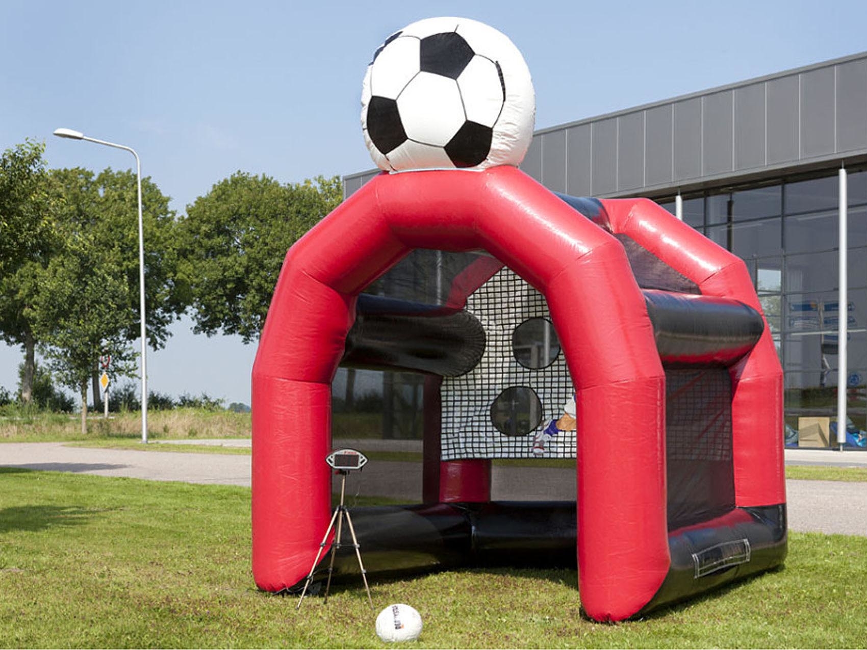 fussball-torwand-aufblasbar_www.eyeconcept.de_001