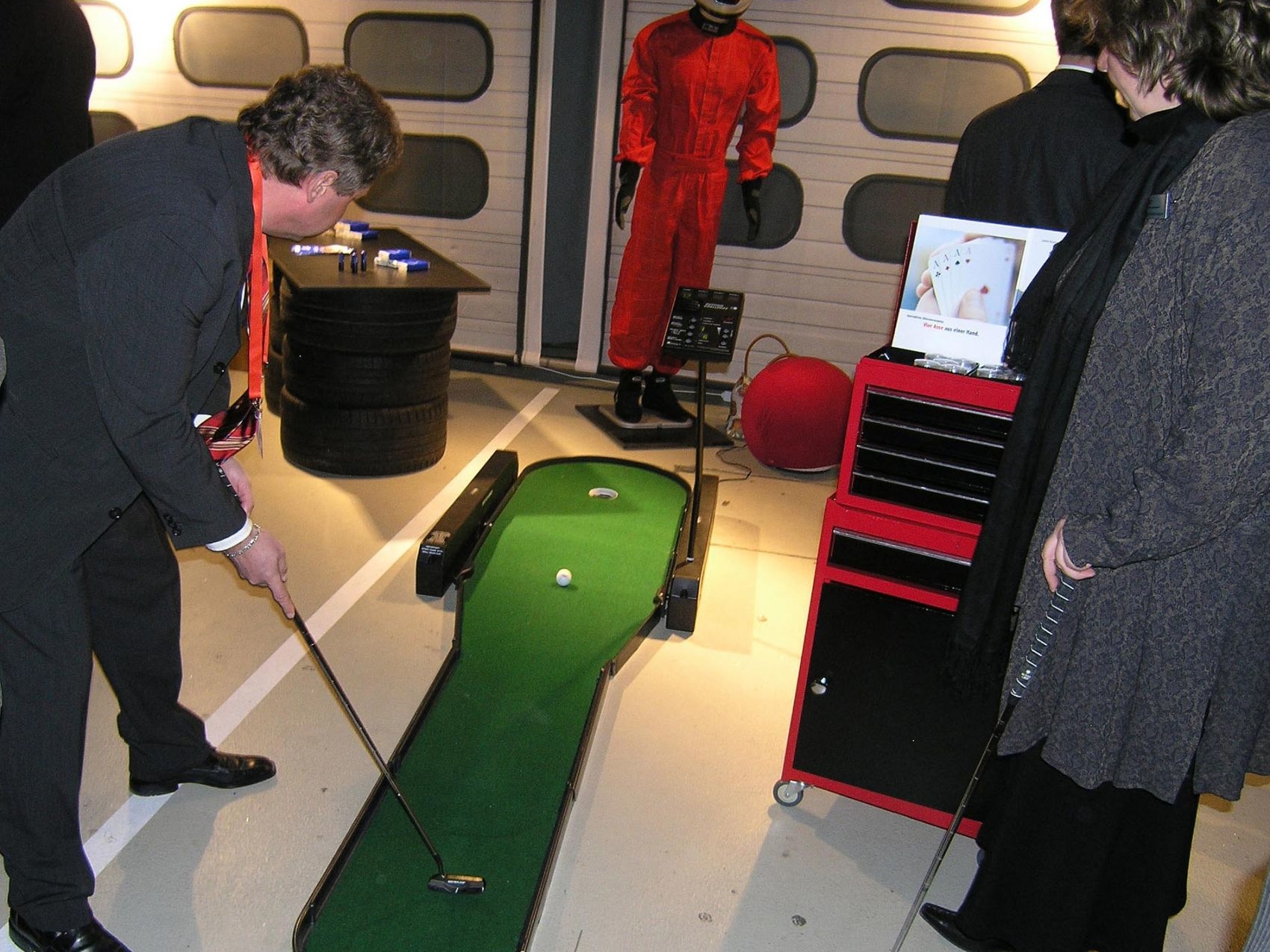 golf-putting-challenge-collage-07