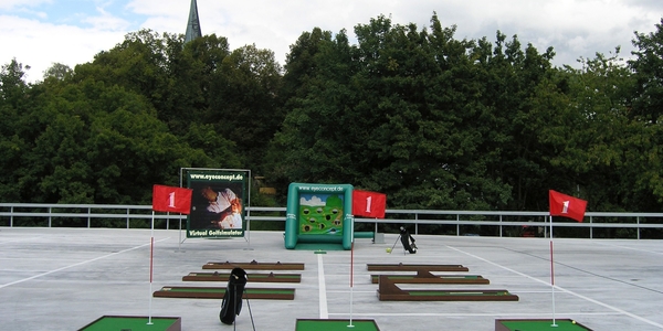 Mobiler Golfplatz mit 6 Puttingbahnen mieten