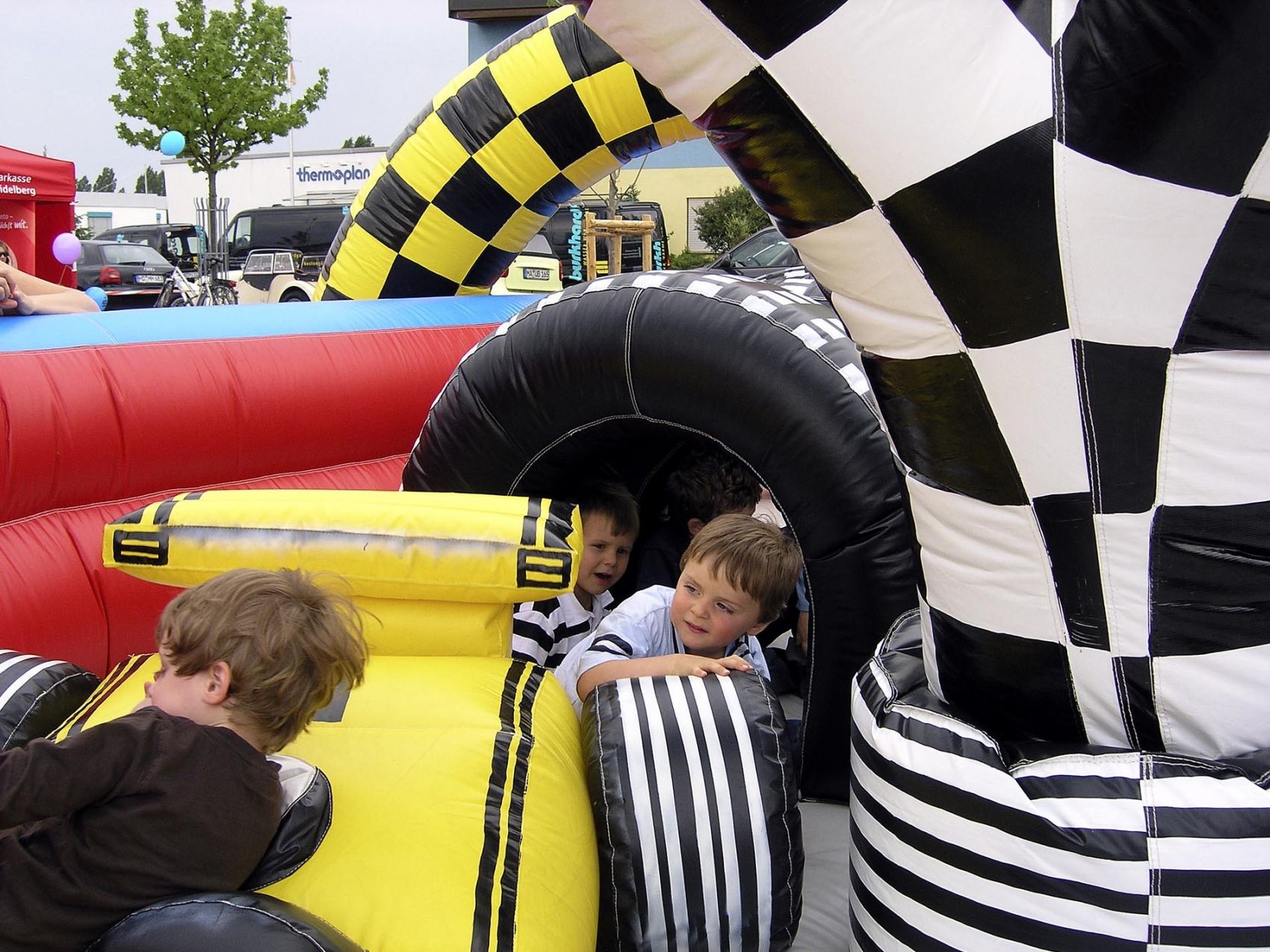 huepfburg-raceland-www-eyeconcept-de-2012119