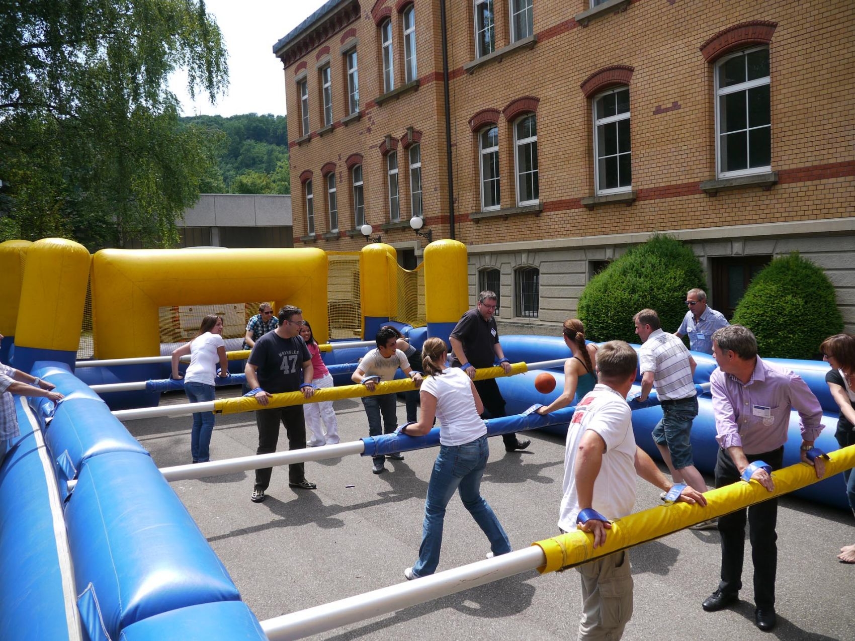 human-maxikicker-tablesoccer-xxl-007