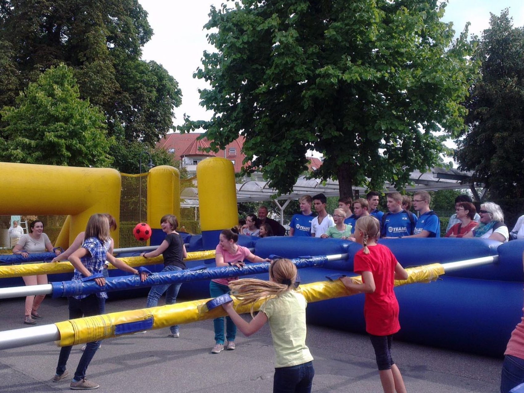 human-maxikicker-xxl-human-tablesoccer-mieten-bei-www-eyeconcept-de-0012