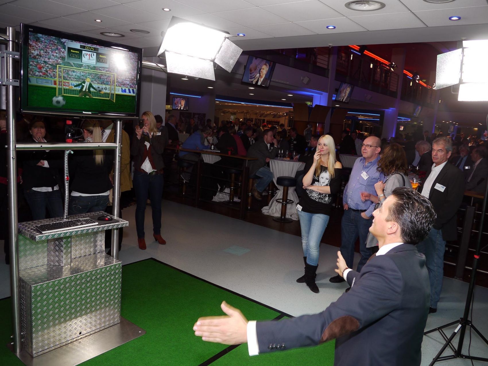 fussballsimulator-interactive-goalkeeper-www-eyeconcept-de-20127