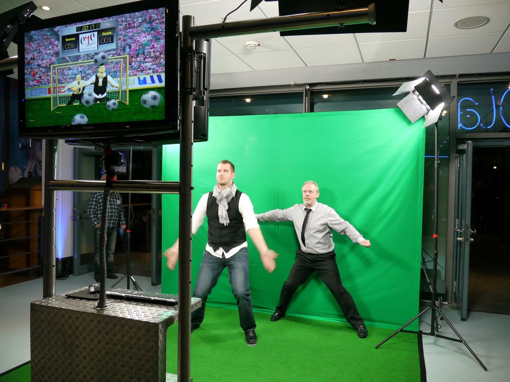 fussballsimulator-interactive-goalkeeper-www-eyeconcept-de-20128