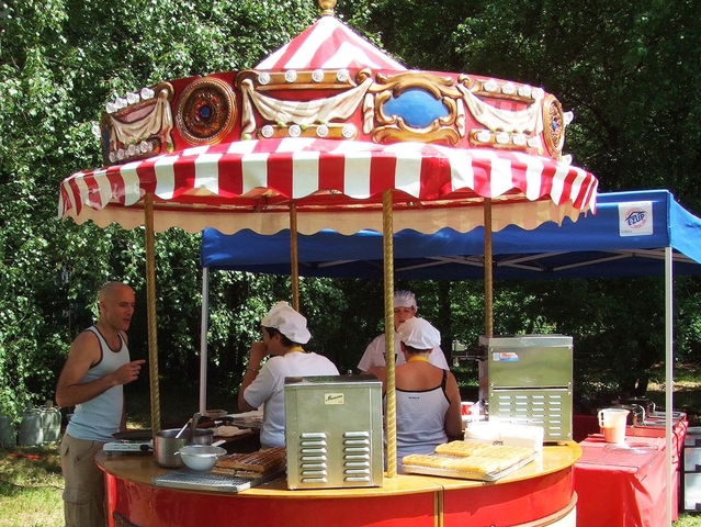 Nostalgie Karussellbar (klein) mieten