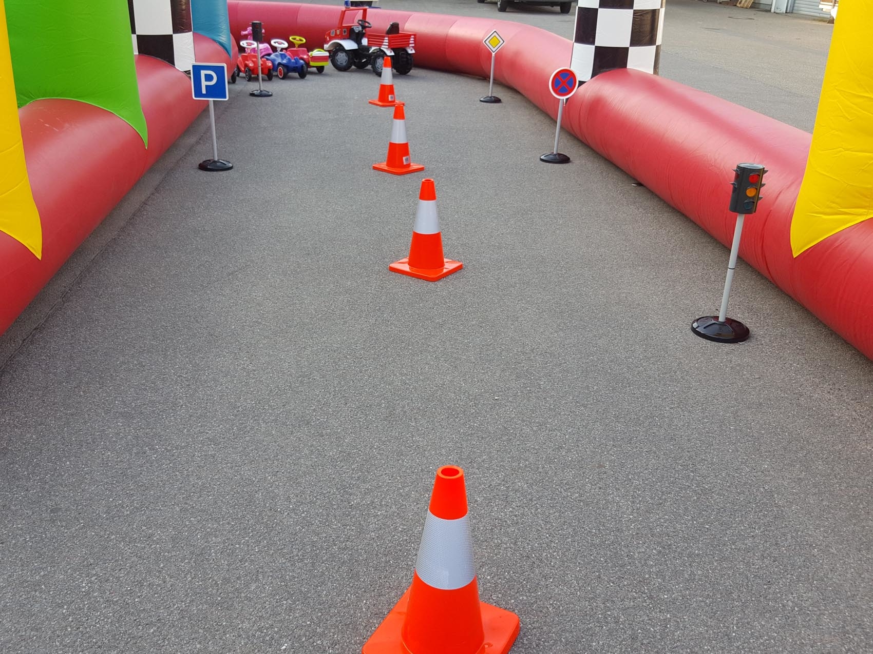 kinderfahrschule-mieten-www.eyeconcept.de-010