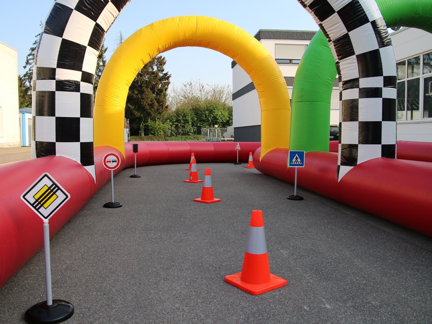 kinderfahrschule-mieten-www.eyeconcept.de-021