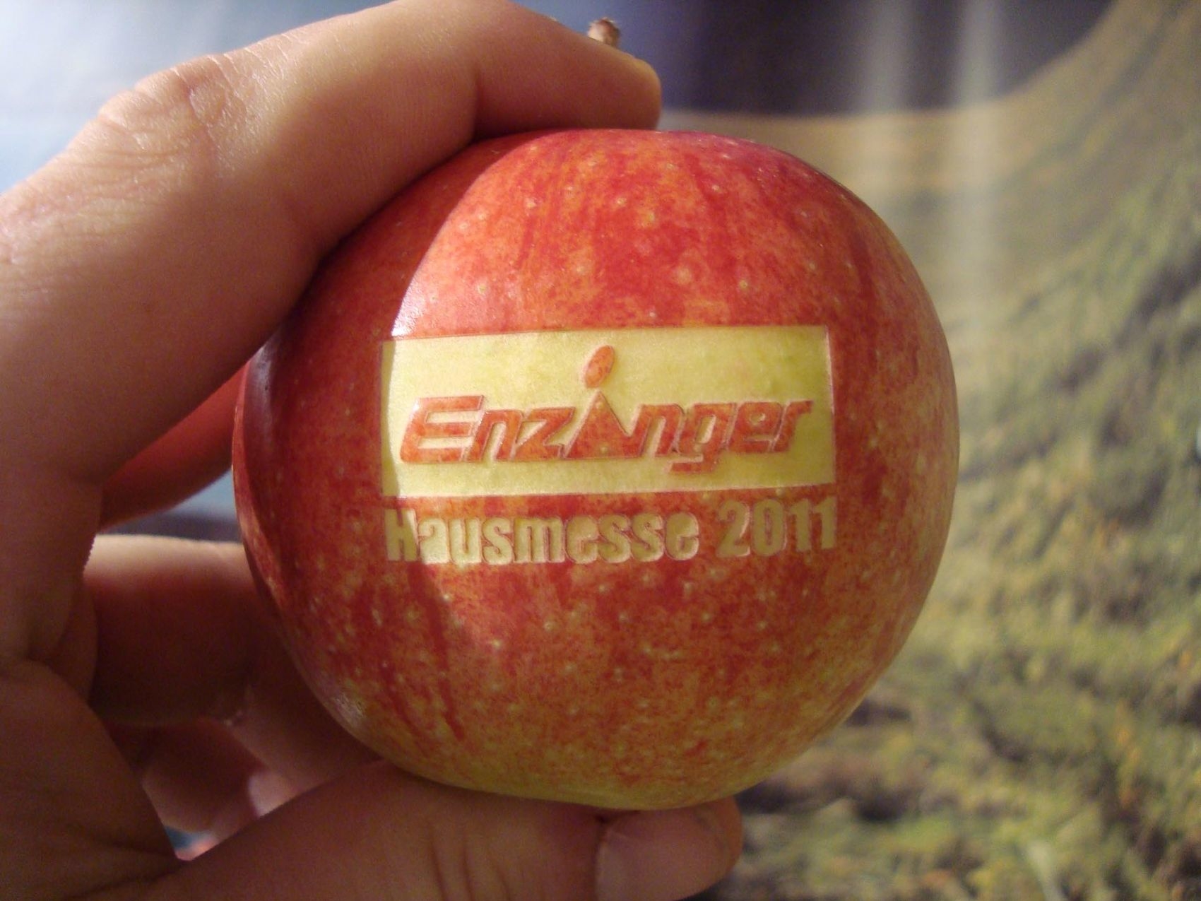 laser-logoaepfel-www-eyeconcept-de-40303