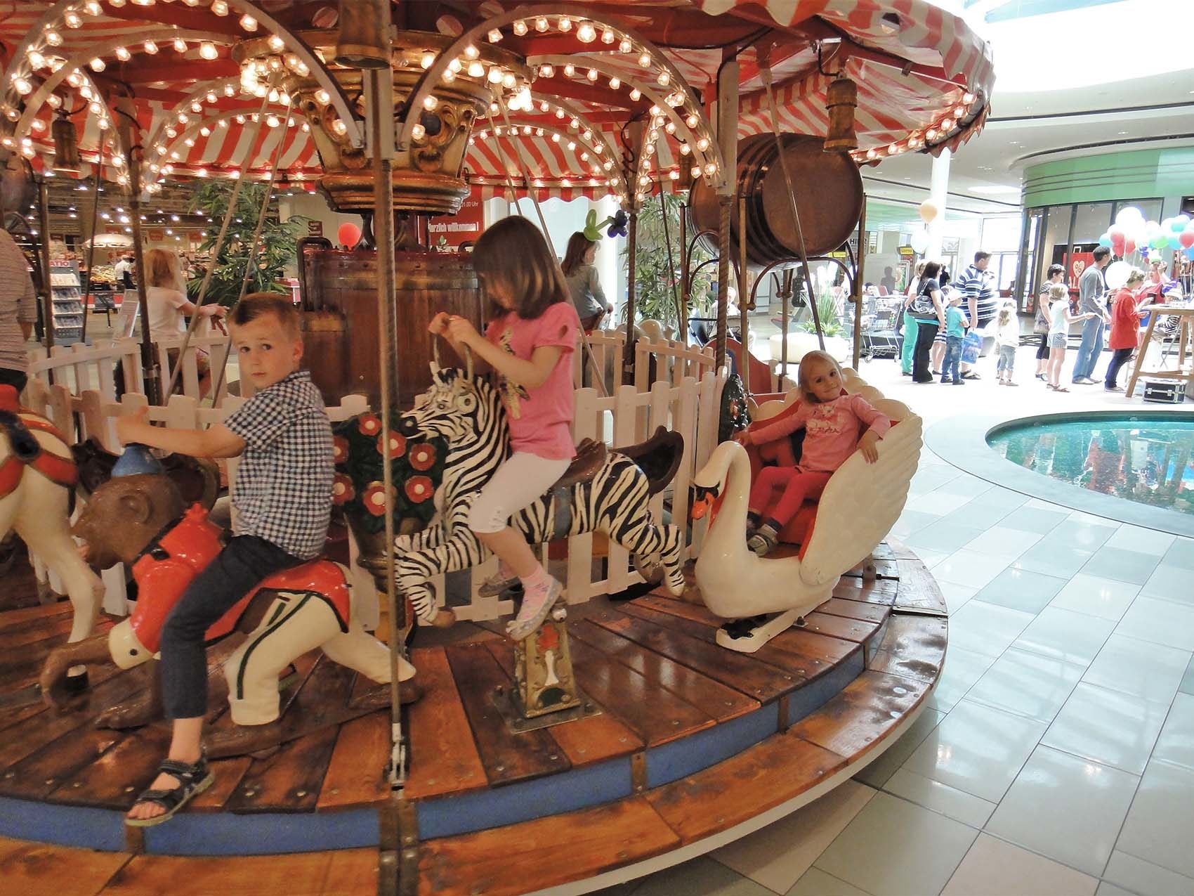 Menagerie_Karussell_zerlegbar_02