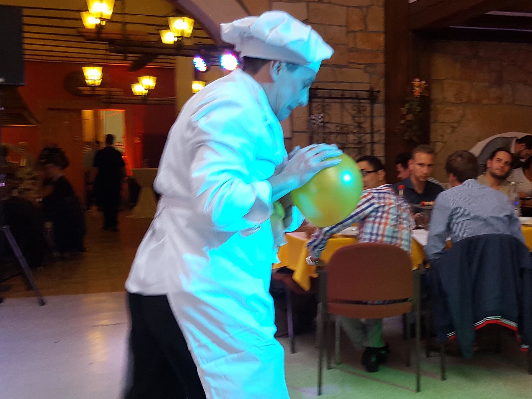 mister-he-comedy-koch-kellner_014